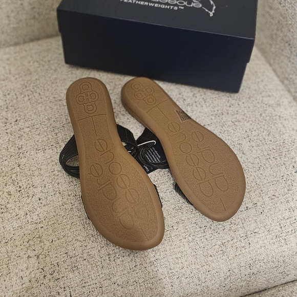 Andre Assous Black and Tan Slide Sandals - Picture 3 of 3